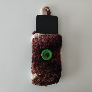 Serenity and Luxe Brown & Cream Crochet Phone Case - BRAND NEW SOFT & DURABLE